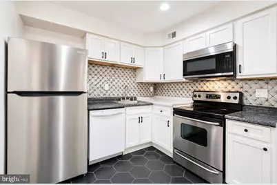 3927 Pennsylvania Avenue SE #101, Washington, DC 20020 - Photo 9