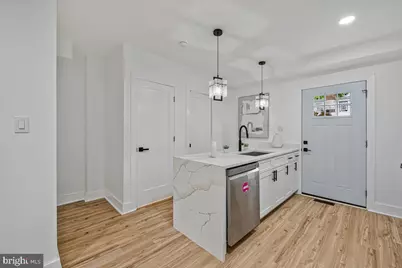 305 34th Place NE, Washington, DC 20019 - Photo 7