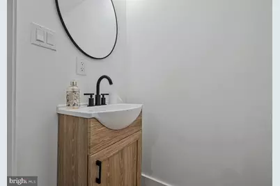 305 34th Place NE, Washington, DC 20019 - Photo 15