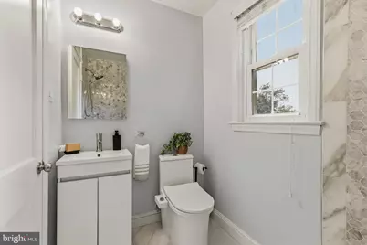 8232 Eastern Avenue NW, Washington, DC 20012 - Photo 23