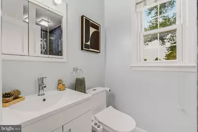 8232 Eastern Avenue NW, Washington, DC 20012 - Photo 17