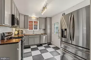 8232 Eastern Ave NW, Washington, DC 20012 - Photo 13