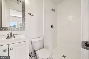 329 18th Pl NE, Washington, DC 20002 - Photo 33
