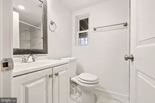 329 18th Pl NE, Washington, DC 20002 - Photo 27
