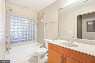 1390 Kenyon St NW, Washington, DC 20010 - Photo 13