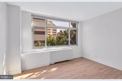 2401 H Street NW #409, Washington, DC 20037 - Photo 17