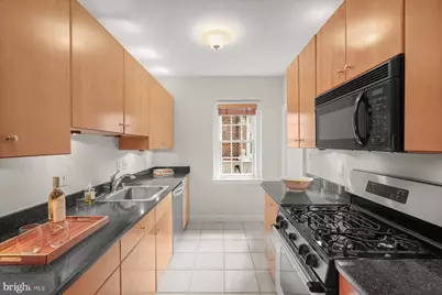3901 Connecticut Avenue NW #310, Washington, DC 20008 - Photo 7