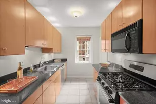 3901 Connecticut Ave NW, Washington, DC 20008 - Photo 7