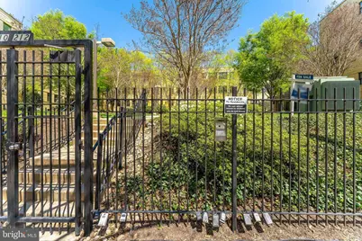 212 Oakwood Street SE #322, Washington, DC 20032 - Photo 27