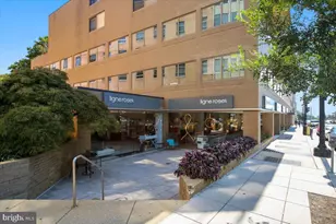 2301 41st St NW, Washington, DC 20007 - Photo 51