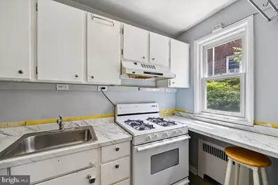 2301 41st Street NW #302, Washington, DC 20007 - Photo 5