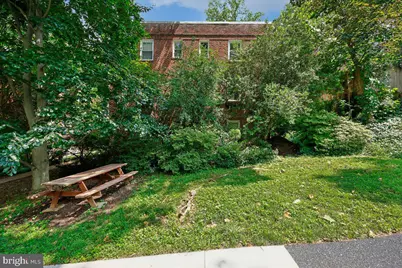 2301 41st Street NW #302, Washington, DC 20007 - Photo 31