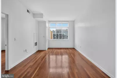 1000 New Jersey Avenue SE #1113, Washington, DC 20003 - Photo 3