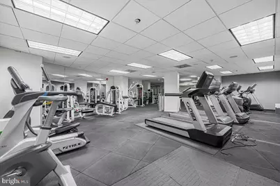 400 Massachusetts Avenue NW #817, Washington, DC 20001 - Photo 23