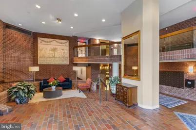 1099 22nd Street NW #104, Washington, DC 20037 - Photo 35