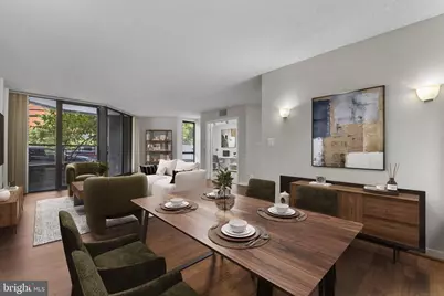 1099 22nd Street NW #104, Washington, DC 20037 - Photo 9