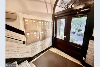 2655 41st Street NW #105, Washington, DC 20007 - Photo 3