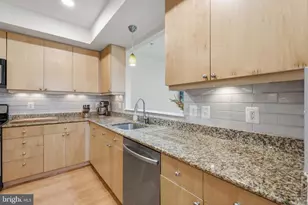 1358 Monroe St NW, Washington, DC 20010 - Photo 15
