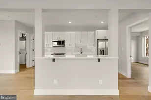3215 Mt Pleasant St NW, Washington, DC 20010 - Photo 11