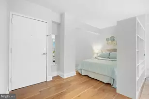 1825 T St NW, Washington, DC 20009 - Photo 7