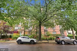 1825 T St NW, Washington, DC 20009 - Photo 25