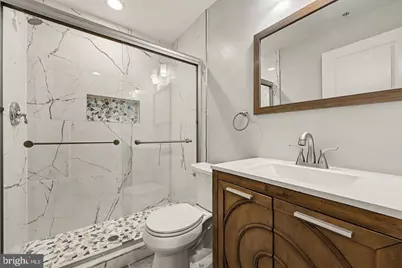 1024 Cook Drive SE, Washington, DC 20032 - Photo 23