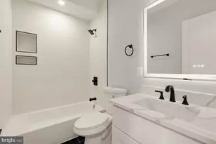 3215 Mt Pleasant St NW, Washington, DC 20010 - Photo 15