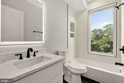 3215 Mount Pleasant Street NW #402, Washington, DC 20010 - Photo 11
