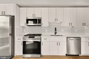 3215 Mt Pleasant St NW, Washington, DC 20010 - Photo 5