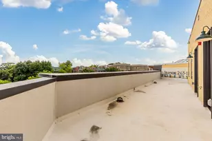 3215 Mt Pleasant St NW, Washington, DC 20010 - Photo 15