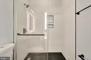 3215 Mt Pleasant St NW, Washington, DC 20010 - Photo 21
