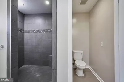 412 Woodcrest Drive SE #412B, Washington, DC 20032 - Photo 15