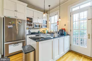 1414 Swann St NW, Washington, DC 20009 - Photo 9