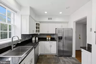 3621 39th Street NW #E323, Washington, DC 20016 - Photo 9