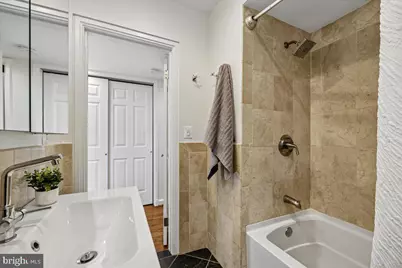 3621 39th Street NW #E323, Washington, DC 20016 - Photo 15