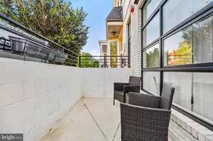 732 15th St SE, Washington, DC 20003 - Photo 21