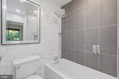 277 G Street SW #142, Washington, DC 20024 - Photo 17