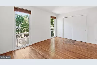 277 G Street SW #142, Washington, DC 20024 - Photo 15