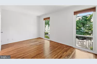 277 G Street SW #142, Washington, DC 20024 - Photo 13