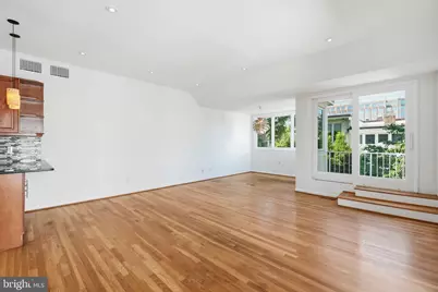 277 G Street SW #142, Washington, DC 20024 - Photo 3