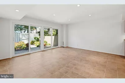277 G Street SW #142, Washington, DC 20024 - Photo 29