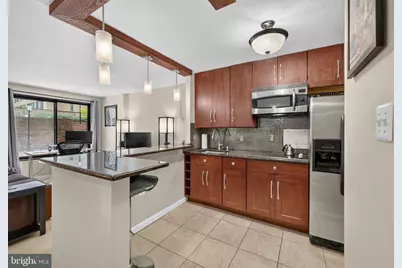 1718 P Street NW #T9, Washington, DC 20036 - Photo 3
