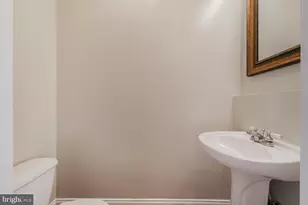 1871 Newton St NW, Washington, DC 20010 - Photo 21