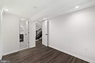 25 Rhode Island Ave NW, Washington, DC 20001 - Photo 35