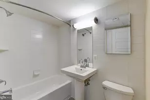 2911 Newark St NW, Washington, DC 20008 - Photo 5