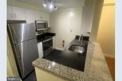 2301 N Street NW #102, Washington, DC 20037 - Photo 5
