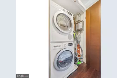 1080 Wisconsin Avenue NW #3002, Washington, DC 20007 - Photo 11