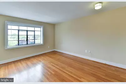 2911 Newark Street NW #35, Washington, DC 20008 - Photo 5
