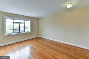 2911 Newark St NW, Washington, DC 20008 - Photo 5