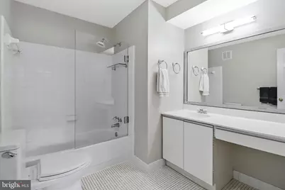 2828 Wisconsin Avenue NW #504, Washington, DC 20007 - Photo 19